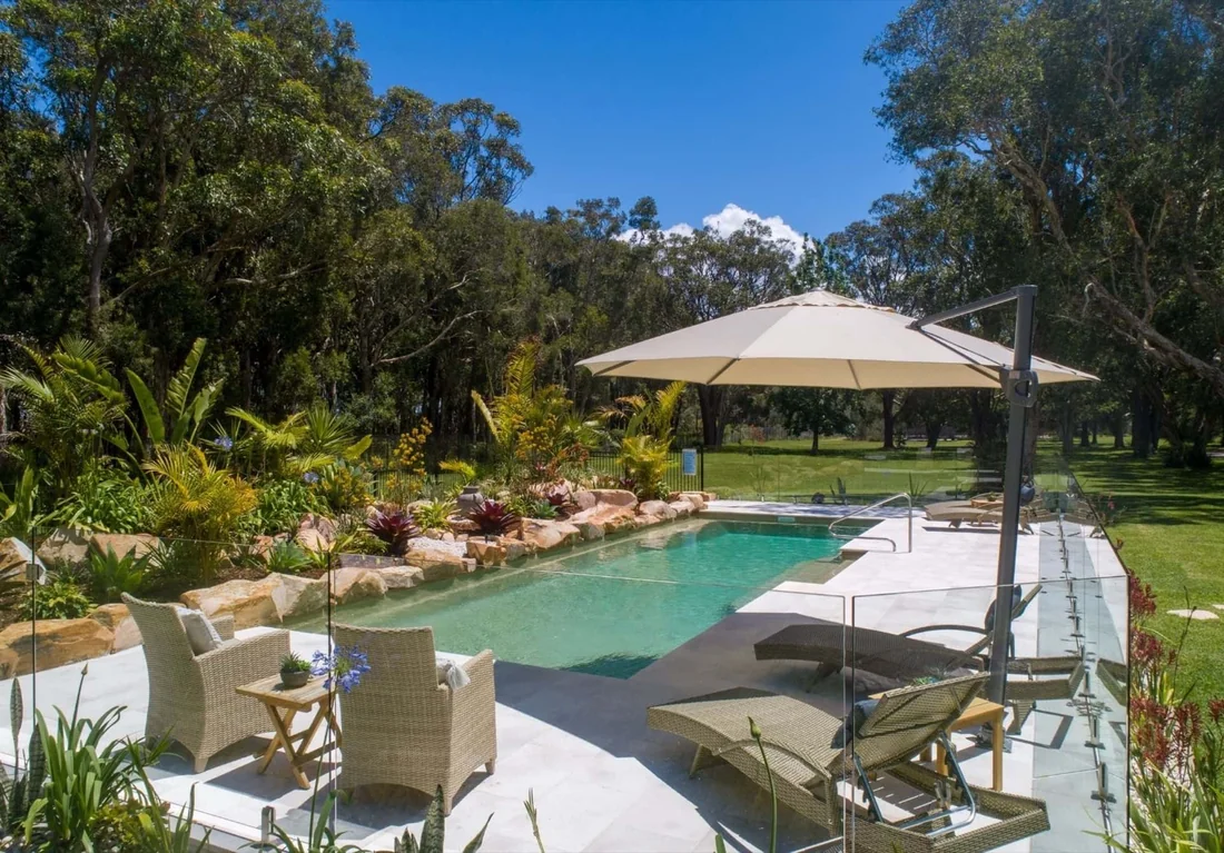 Cosmo fibreglass pool